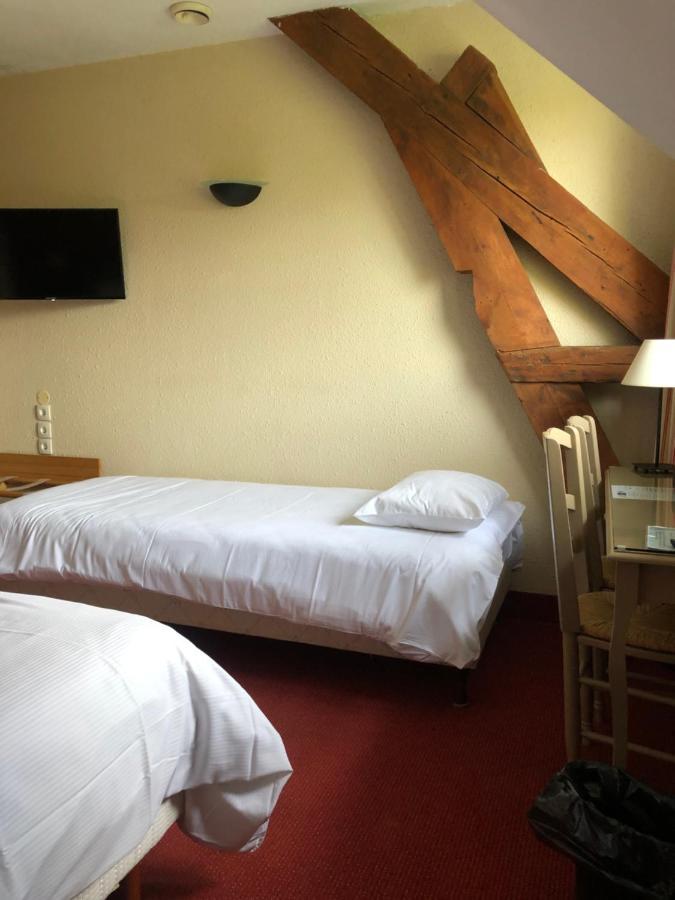 The Originals City, Hotel La Cour Carree, Eu Eu (Seine-Maritime) Bagian luar foto