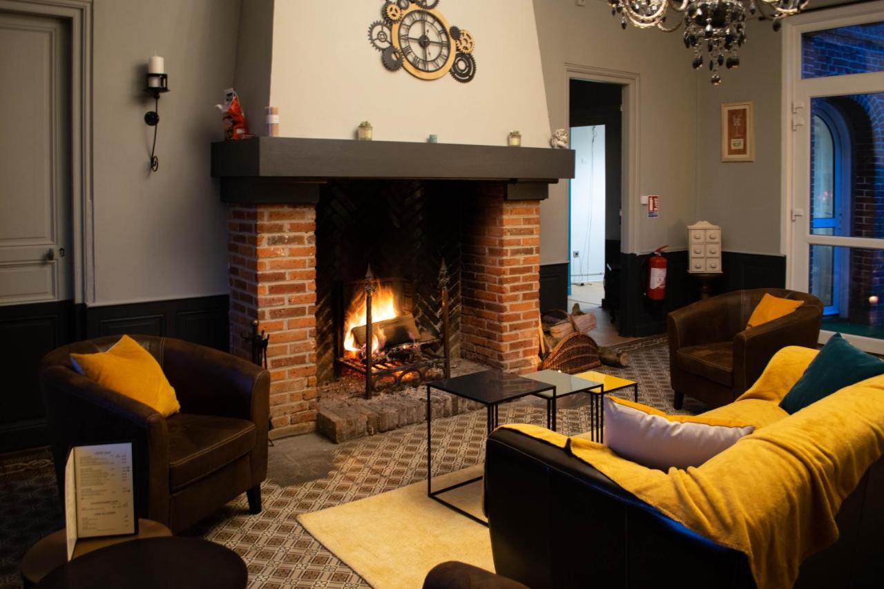 The Originals City, Hotel La Cour Carree, Eu Eu (Seine-Maritime) Bagian luar foto