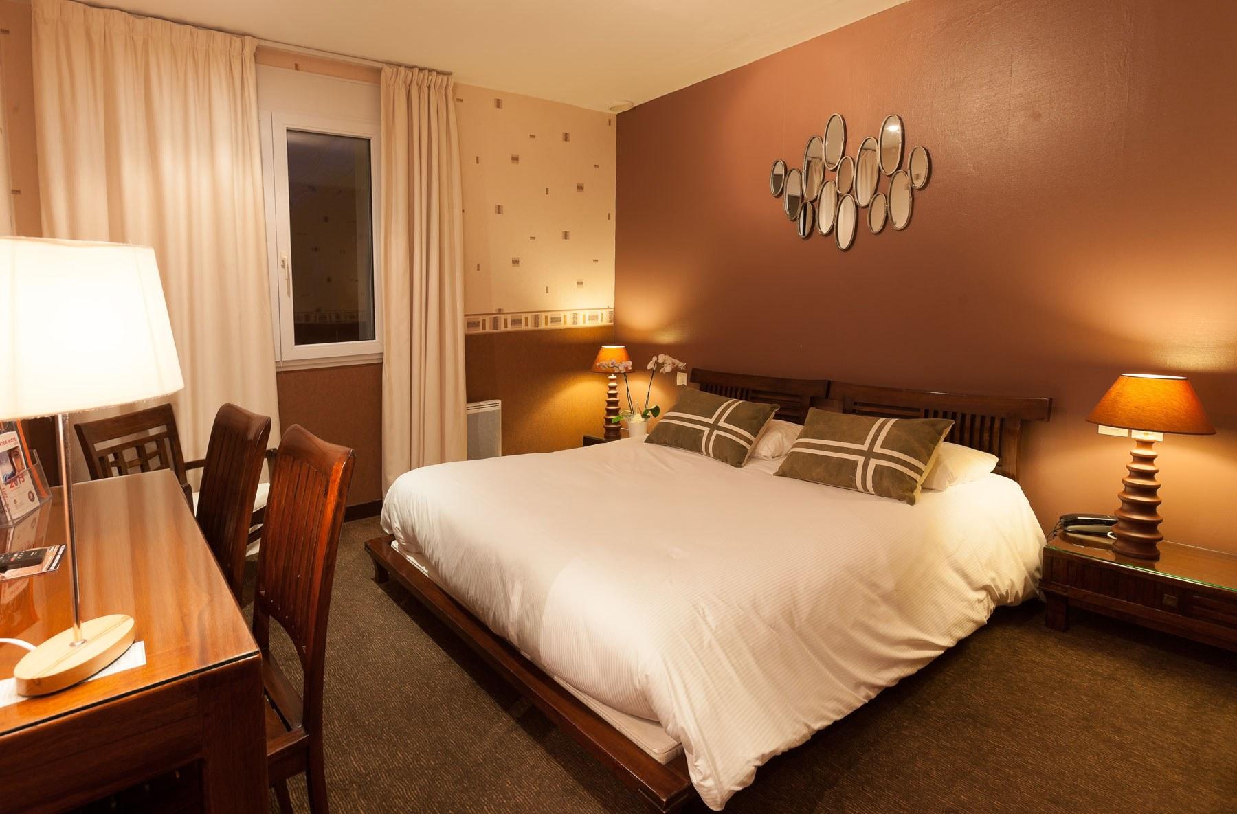 The Originals City, Hotel La Cour Carree, Eu Eu (Seine-Maritime) Bagian luar foto